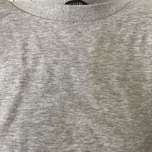 Padded cropped heater grey sweatshirt S never worn - Picture 2 of 3